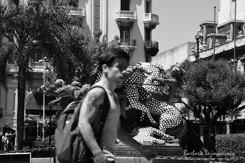 Photo: Barbora Sajmovicova Plaza del Entrevero. Photo: Barbora Sajmovicova, 2016.