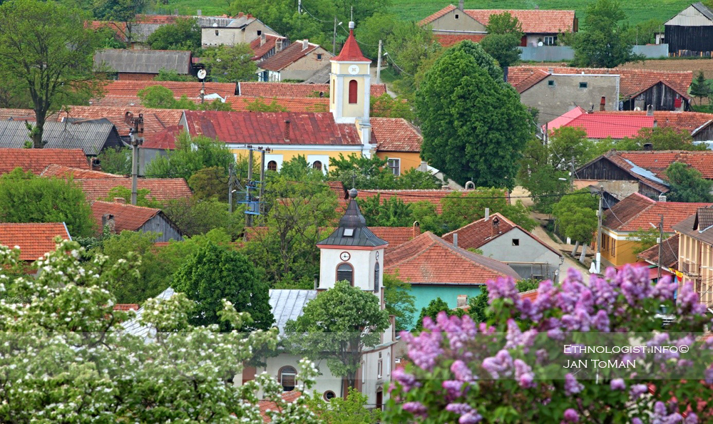 Foto: Jan Toman Pohled na Svatou Helenu. Foto: Jan Toman, Rumunsko, 2016.