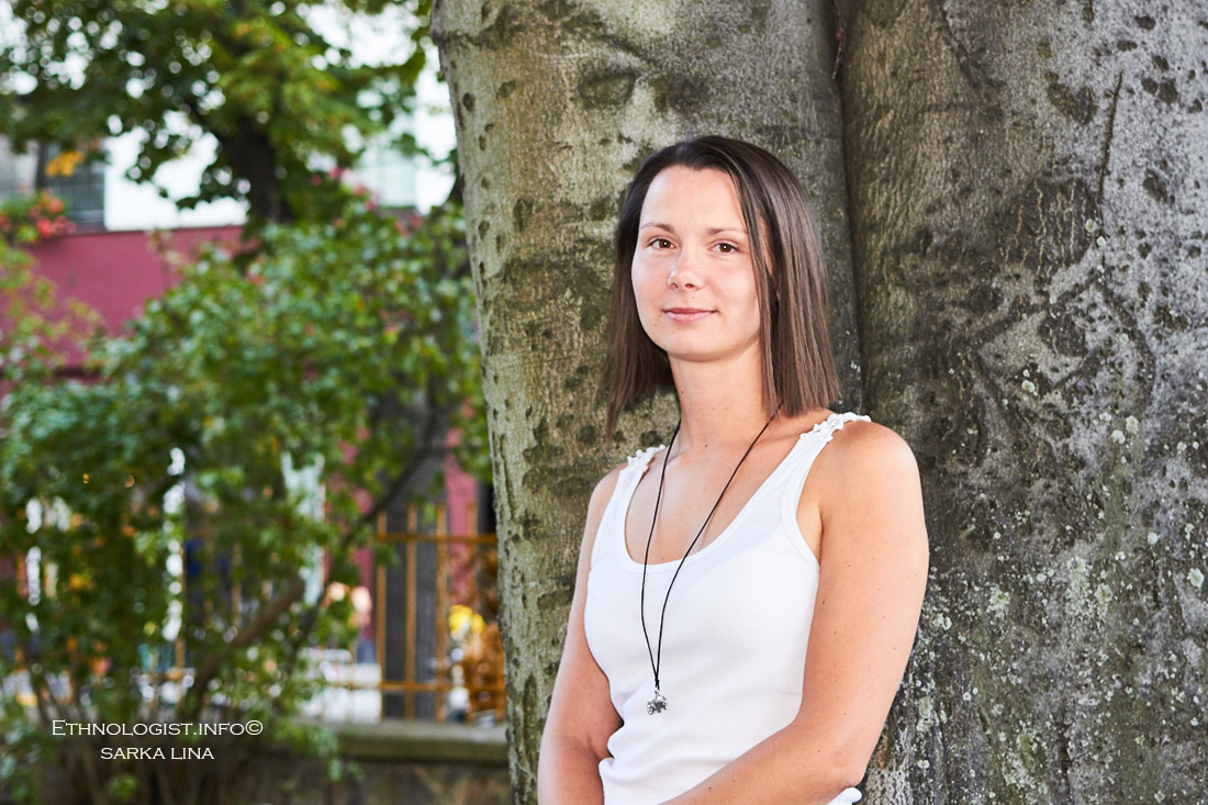 Foto: Šárka Lina Dana Skořepová pomáhá spolu s dalšími lidmi přetvářet Roudnici k lepšímu. Foto: Šárka Lina.