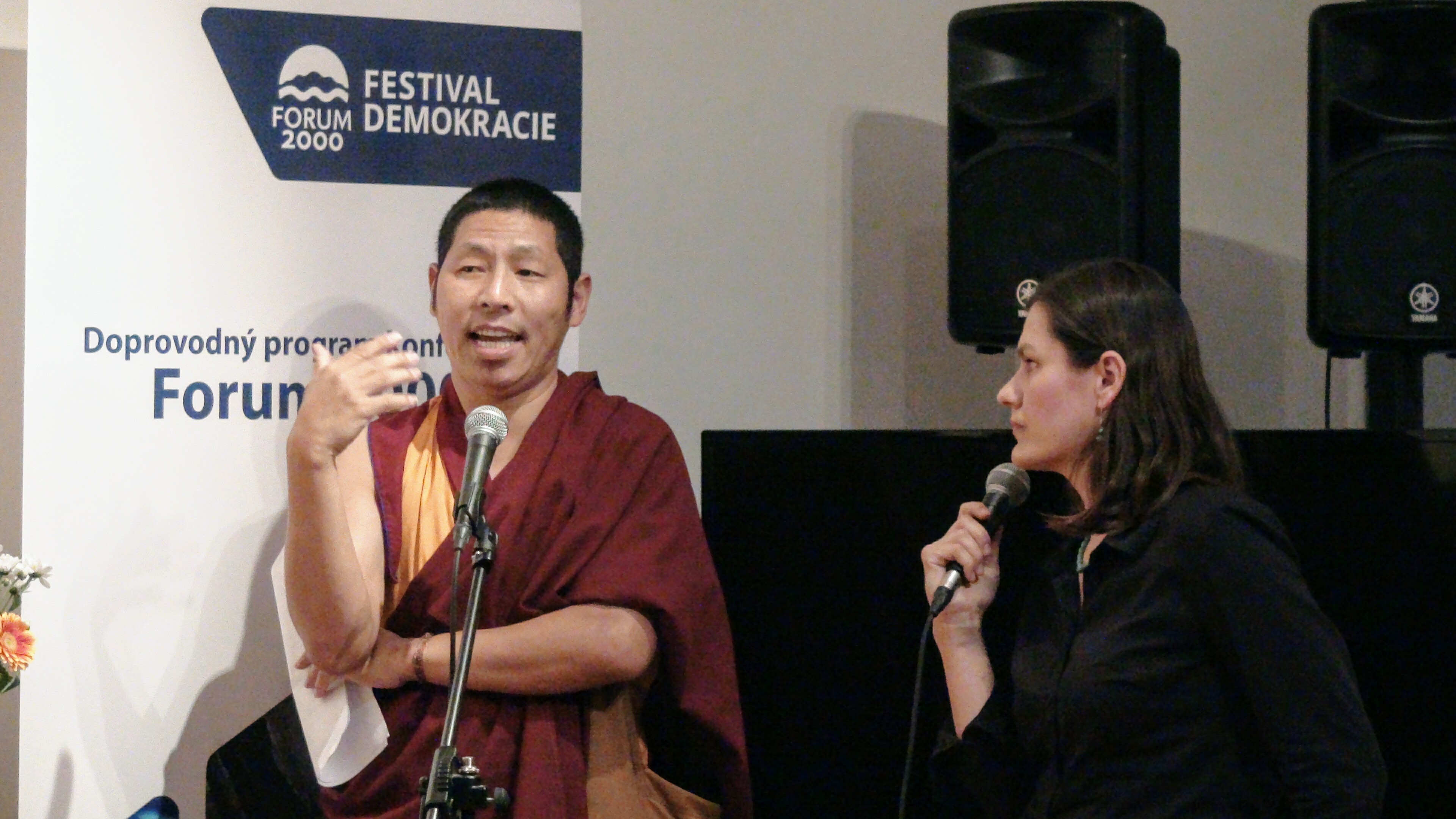 Foto: Tibet Open House Festival Demokracie – Doprovodný program konference Forum 2000. Foto: Tibet Open House